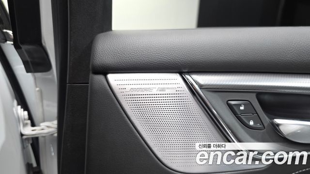 Cadillac CT5 2021 — photo 30