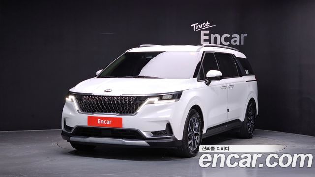 Kia Canival 2021 — photo 1