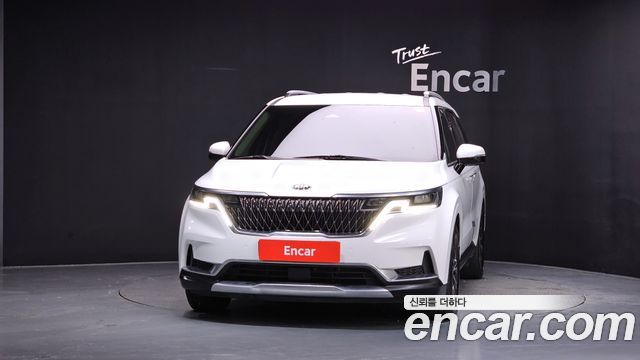 Kia Canival 2021 — photo 3