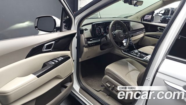 Kia Canival 2021 — photo 13