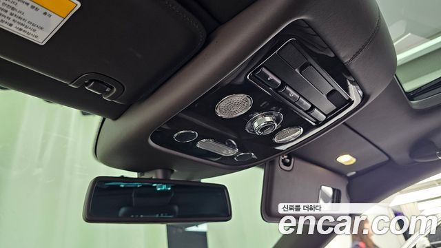 Bentley Flying Spur 2015 — photo 17