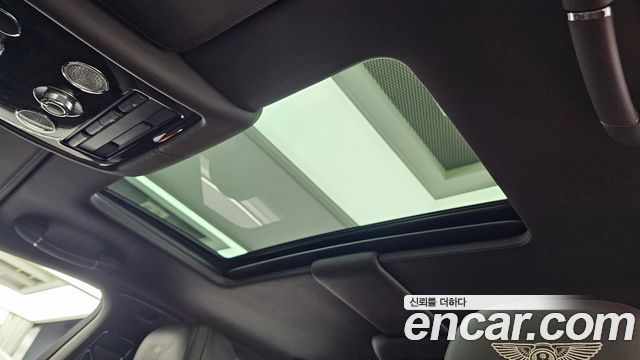 Bentley Flying Spur 2015 — photo 18