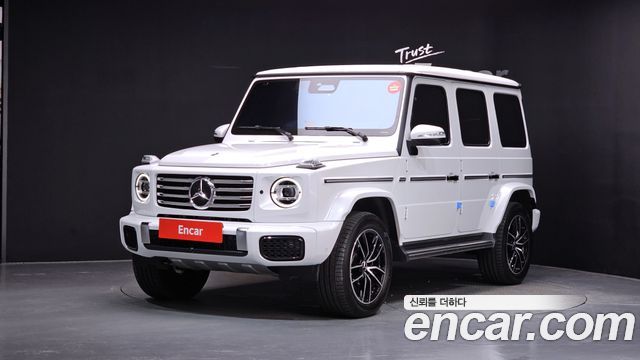Mercedes-Benz G-Class 2025 — photo 1