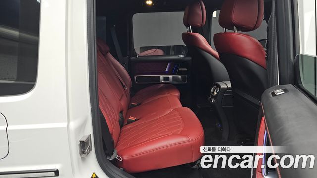 Mercedes-Benz G-Class 2025 — photo 17