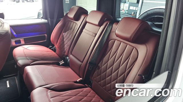 Mercedes-Benz G-Class 2025 — photo 33