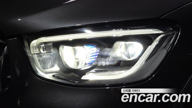 Mercedes-Benz GLC-Class 2021 — photo 8
