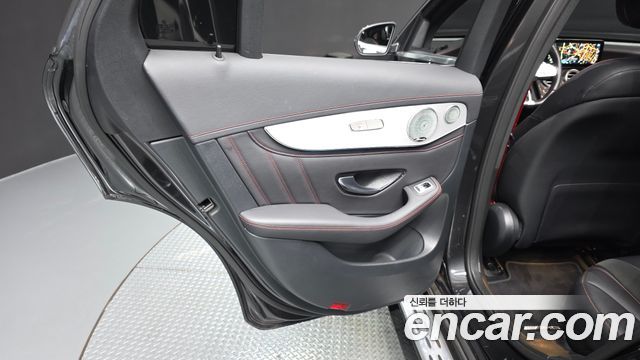 Mercedes-Benz GLC-Class 2021 — photo 15