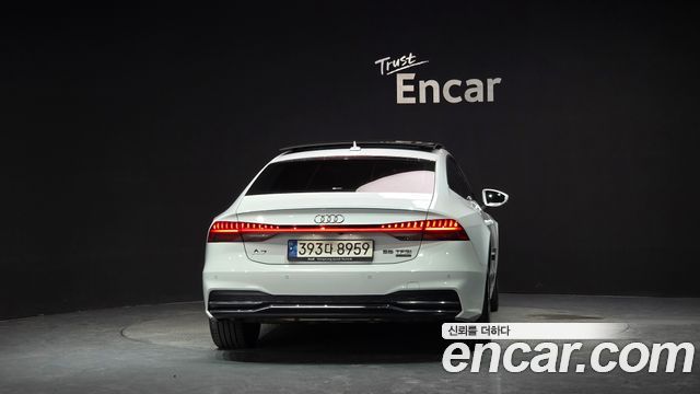 Audi A7 2020 — photo 4