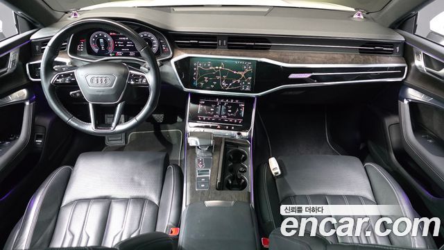 Audi A7 2020 — photo 10