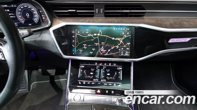 Audi A7 2020 — photo 19