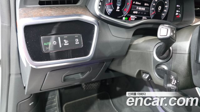 Audi A7 2020 — photo 26