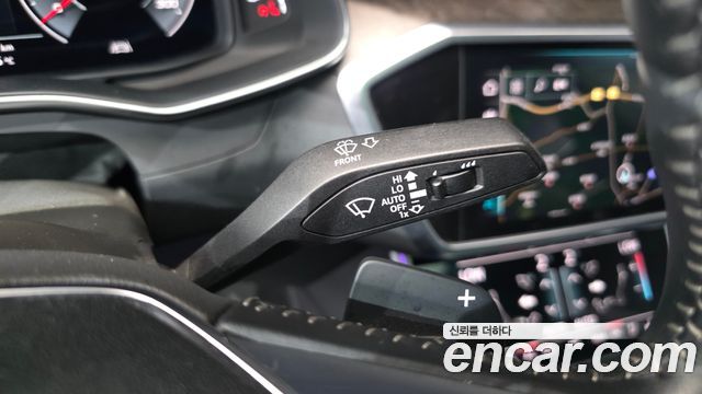 Audi A7 2020 — photo 27