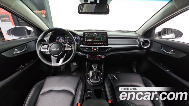 Kia K3 2022 — photo 10