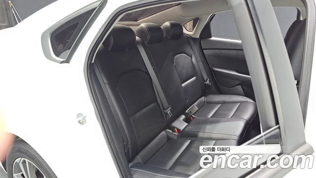 Kia K3 2022 — photo 16