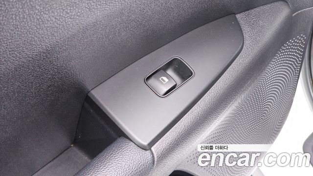 Kia K3 2022 — photo 27