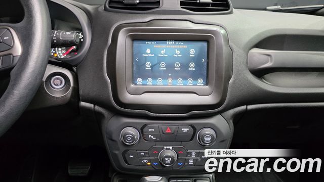 Jeep Renegade 2022 — photo 18