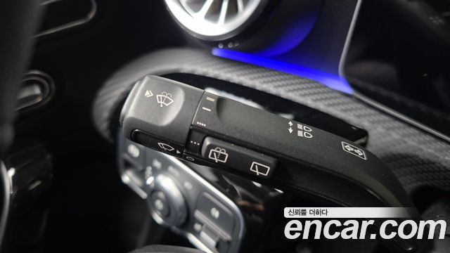 Mercedes-Benz A-Class 2020 — photo 30