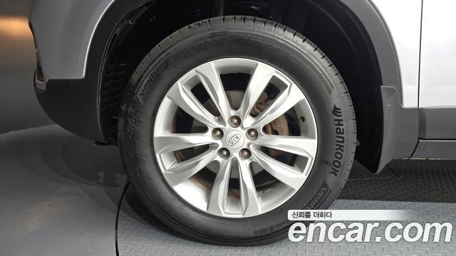 Kia Sorento 2010 — photo 5