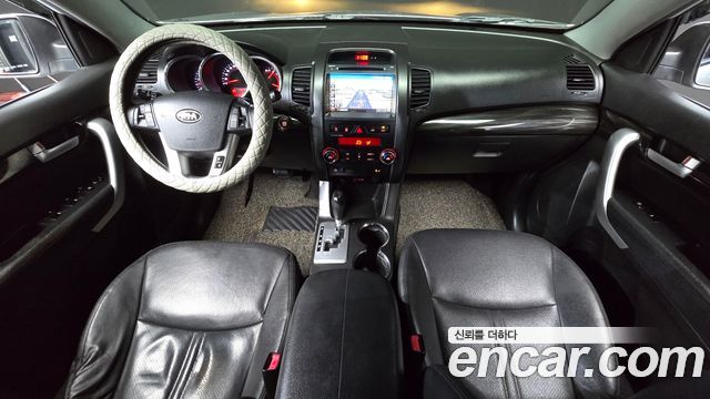 Kia Sorento 2010 — photo 7