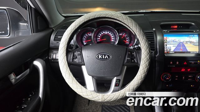 Kia Sorento 2010 — photo 12