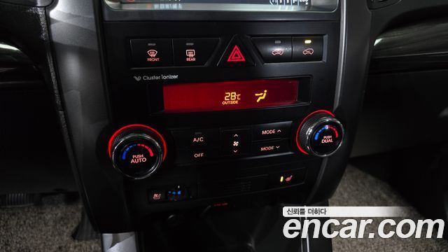 Kia Sorento 2010 — photo 17