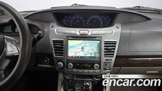 KG Mobility KORANDO 2015 — photo 14