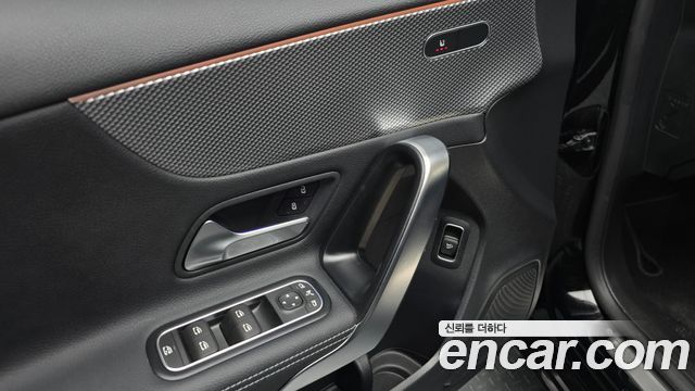 Mercedes-Benz A-Class 2022 — photo 15