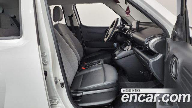 Hyundai Casper 2023 — photo 16