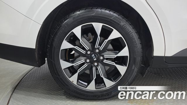 Kia Canival 2021 — photo 5