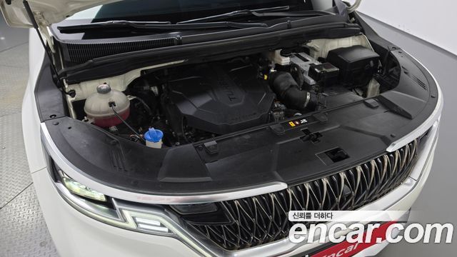 Kia Canival 2021 — photo 6