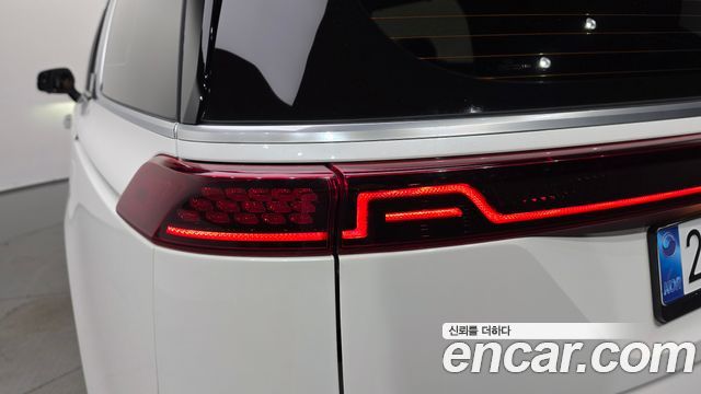 Kia Canival 2021 — photo 9