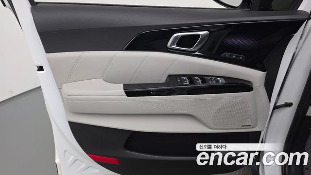 Kia Canival 2021 — photo 14