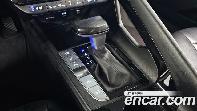 Hyundai AVANTE 2024 — photo 9