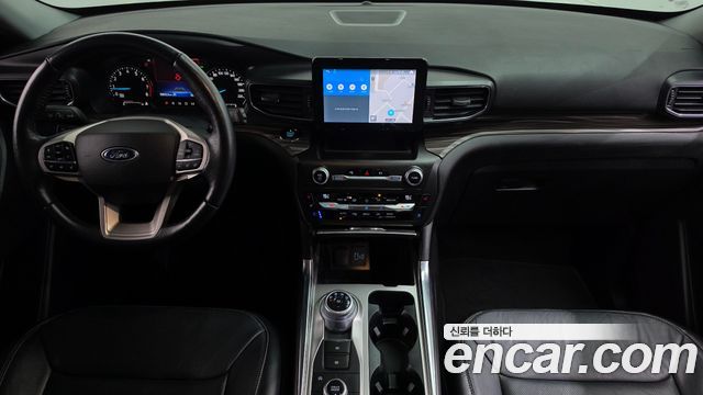 Ford Explorer 2020 — photo 10