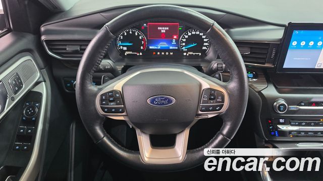 Ford Explorer 2020 — photo 19