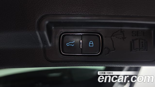 Ford Explorer 2020 — photo 24