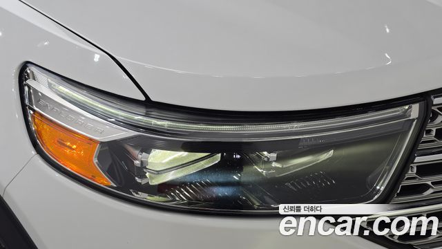 Ford Explorer 2020 — photo 8