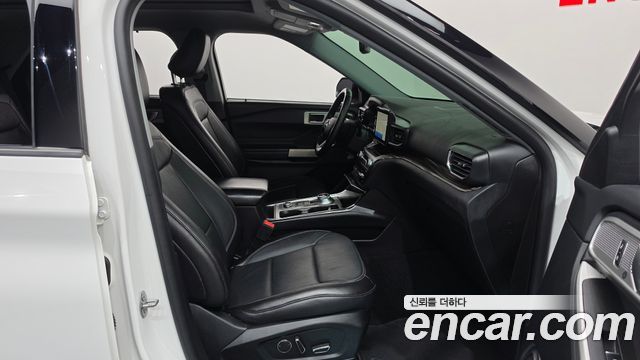 Ford Explorer 2020 — photo 16