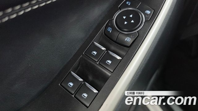 Ford Explorer 2020 — photo 29