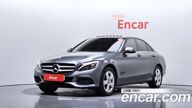 Mercedes-Benz C-Class 2018 — photo 1
