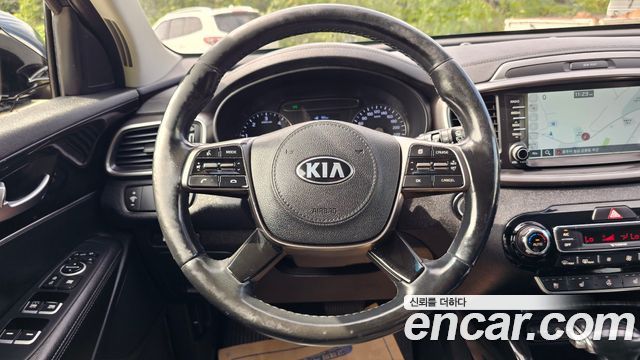 Kia Sorento 2018 — photo 15