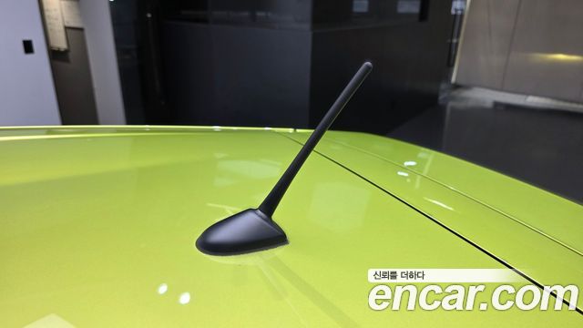 Toyota Prius 2018 — photo 26