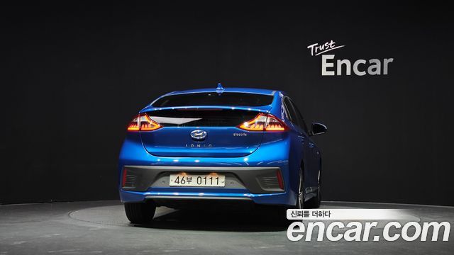 Hyundai Ioniq 2017 — photo 4