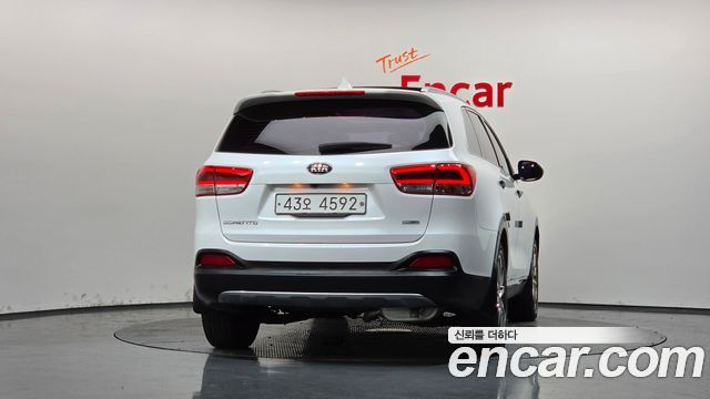 Kia Sorento 2015 — photo 4