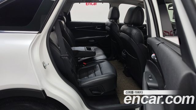 Kia Sorento 2015 — photo 17