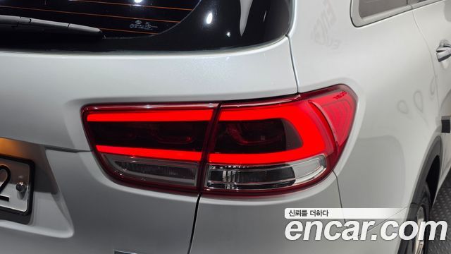 Kia Sorento 2015 — photo 9