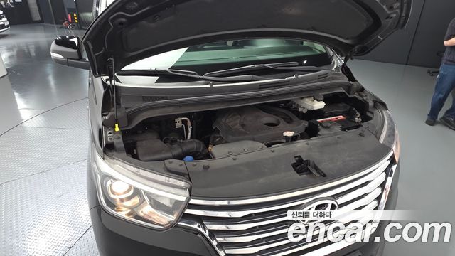 Hyundai Starex 2019 — photo 6