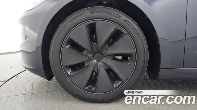 Tesla Model 3 2025 — photo 5