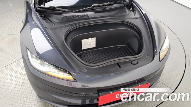 Tesla Model 3 2025 — photo 6