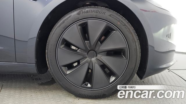 Tesla Model 3 2025 — photo 7